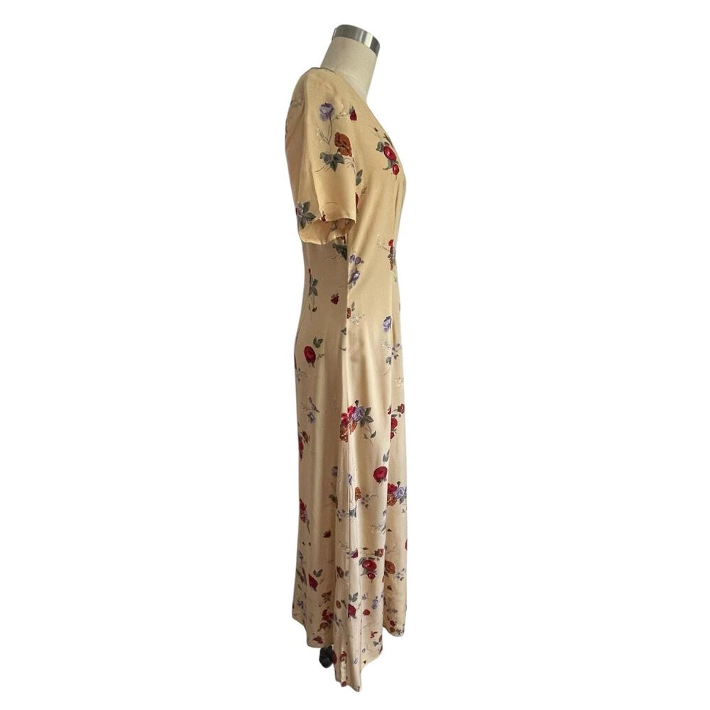 Classic Cream Floral Maxi Dress - Picture 4 of 7